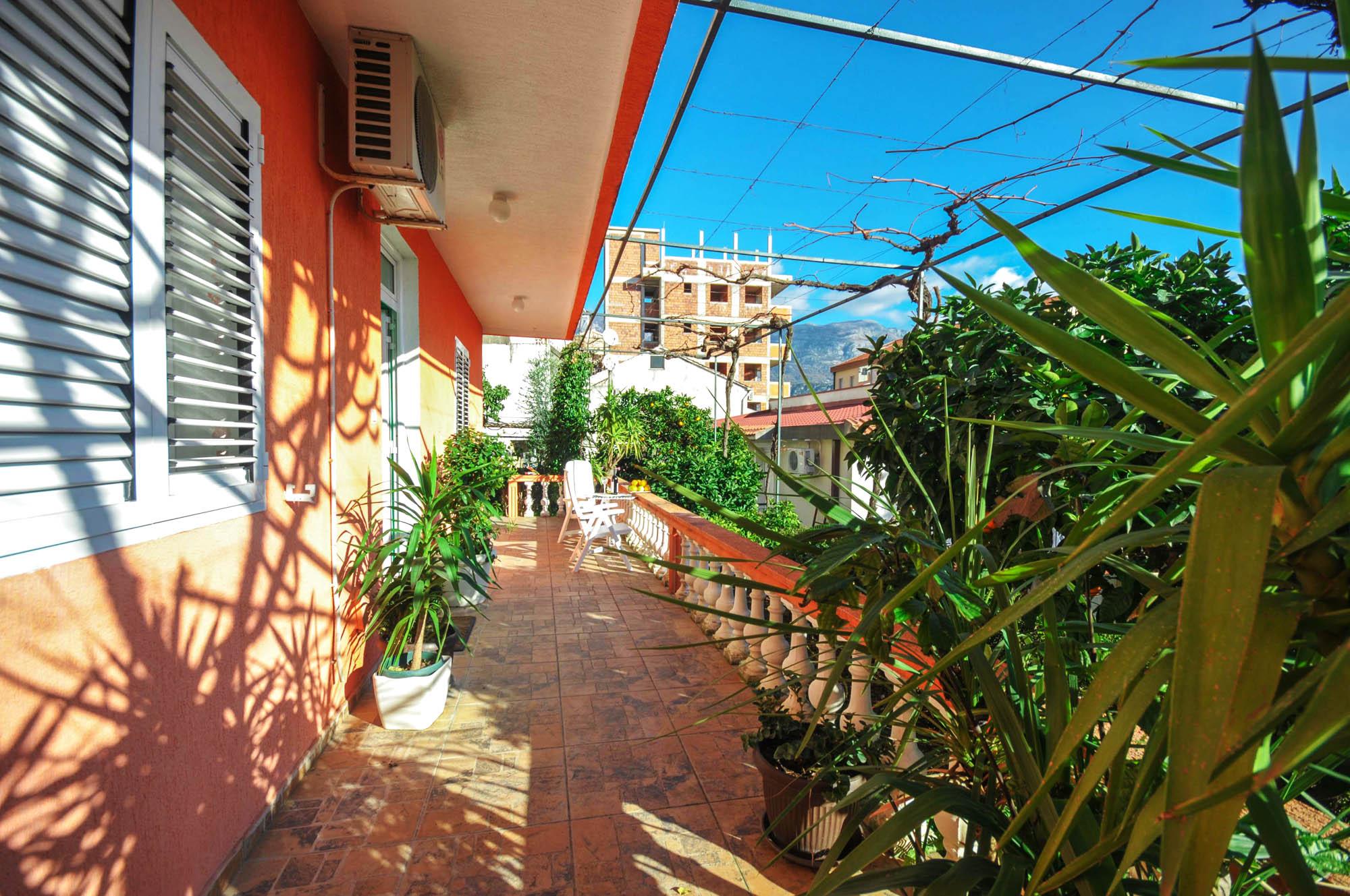 Apartments Orange Budva Buitenkant foto
