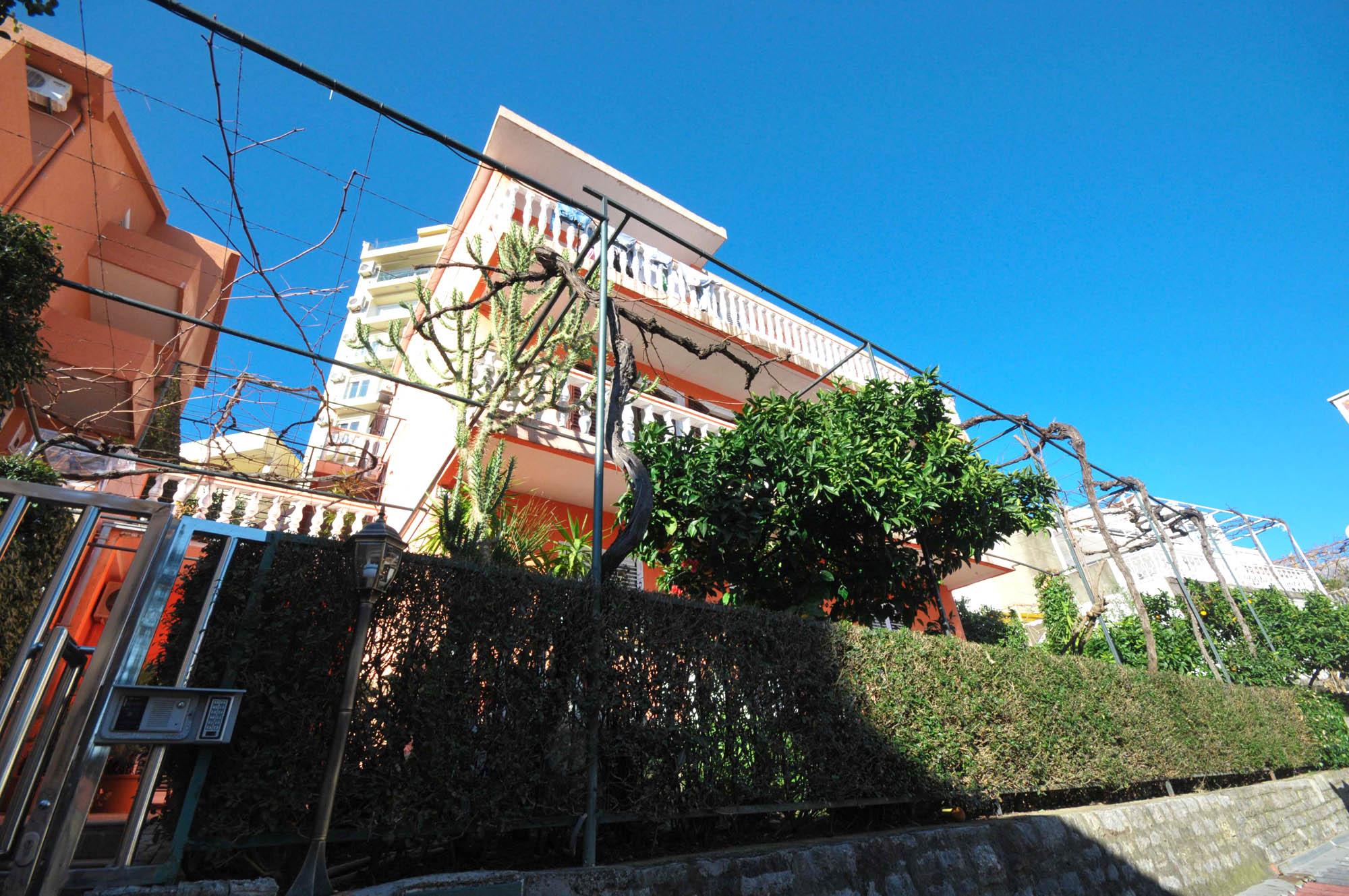 Apartments Orange Budva Buitenkant foto